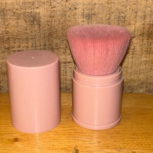 Pink Retractable Kabuki Brush